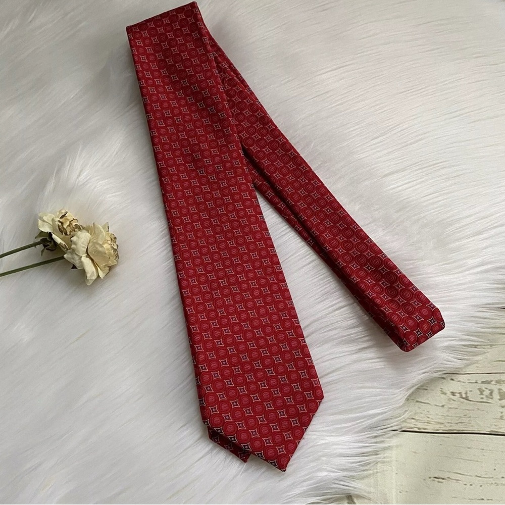 Ted Baker London Red Geometric Shape Pattern 100% Silk Designer Men's Neck Tie
